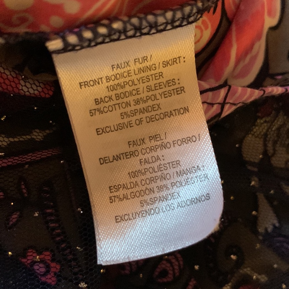 Sweater - Picture 6 of 7